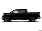 Tundra 4 dr pickup SR5