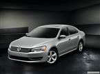 Passat 4 dr sedan 2.5L SE w/ Sunroof