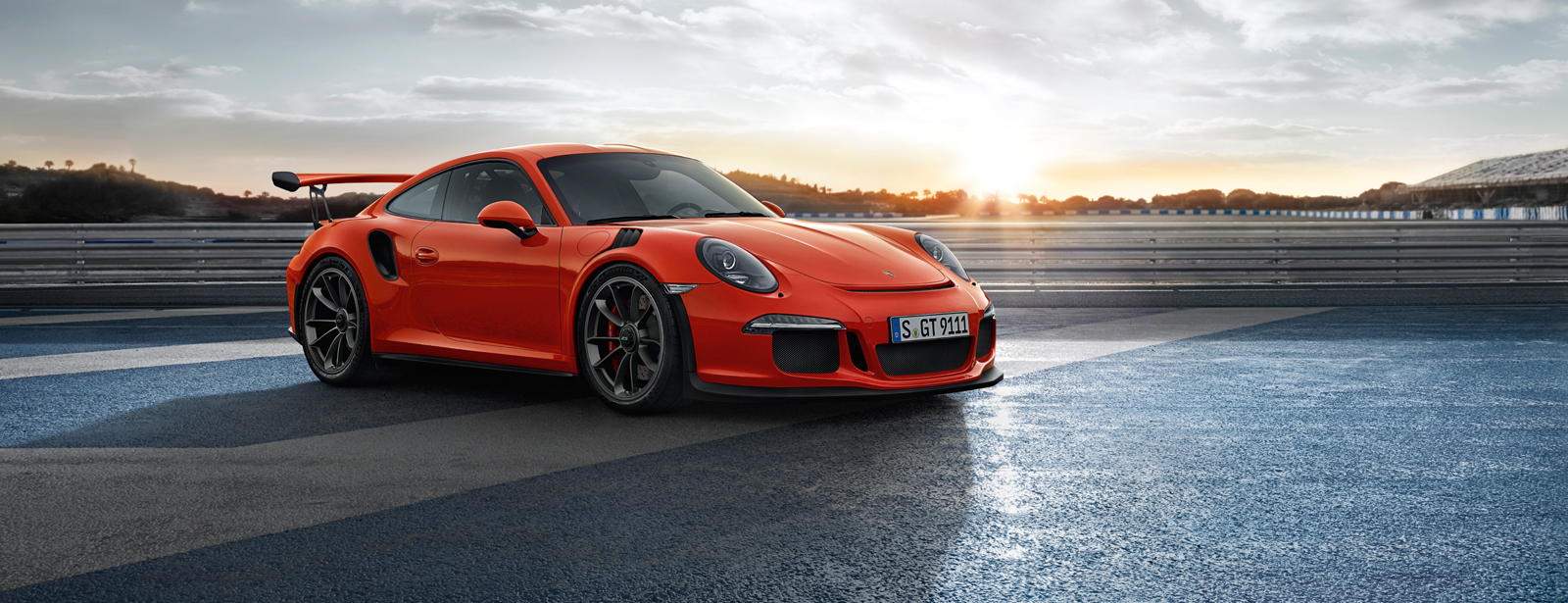 Porsche 911 GT3 RS review: believe it or not, this car is legal