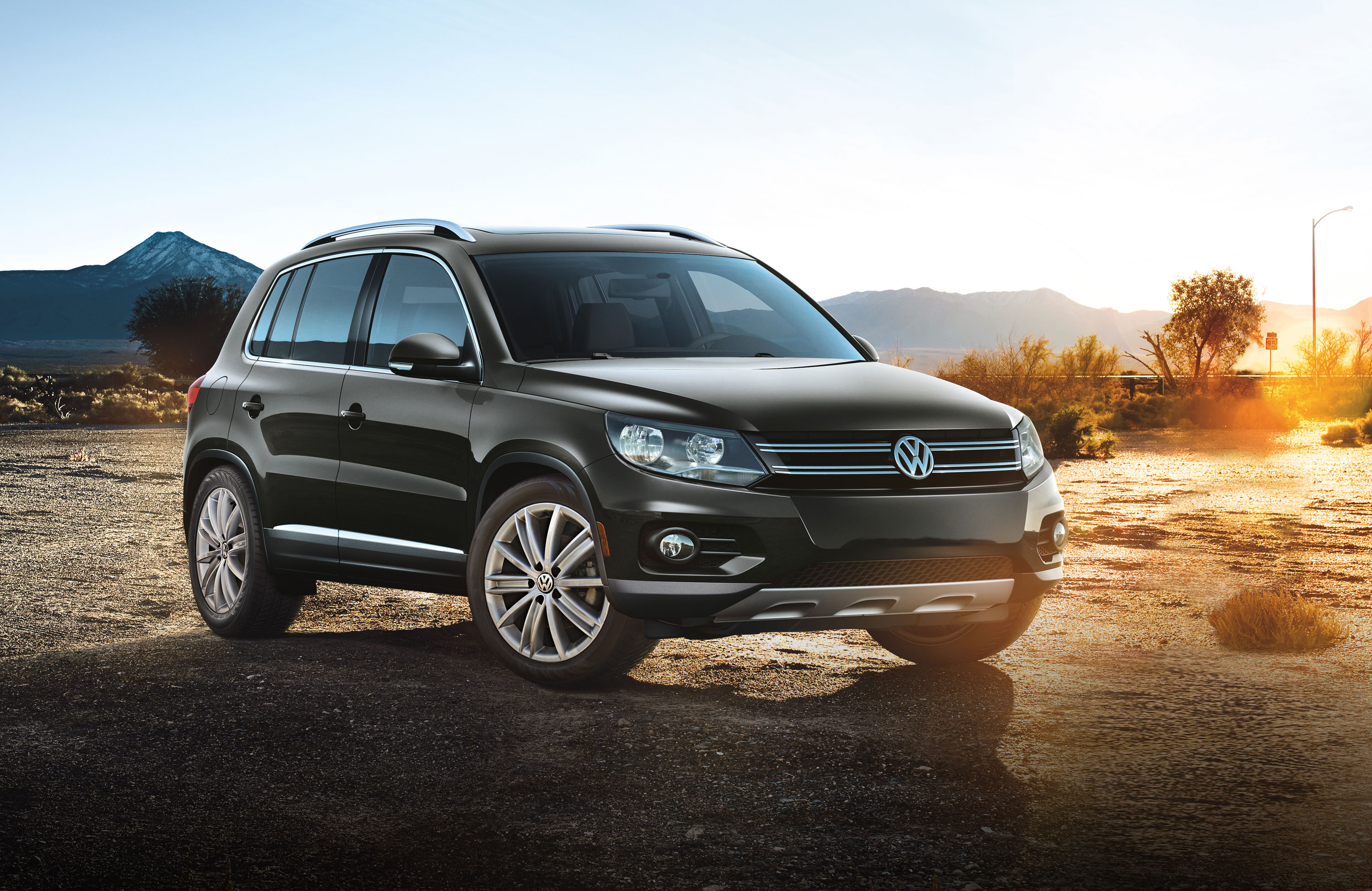 Машина volkswagen tiguan. VW Tiguan 2015. Tiguan II (2016. VW Tiguan 1.4. Фольксваген Тигуан 2015.