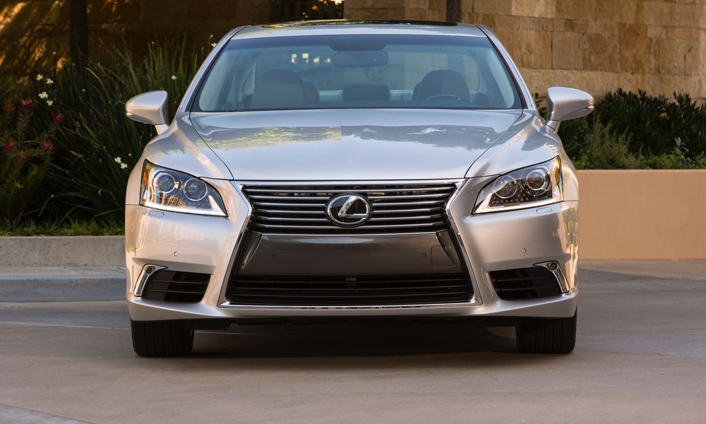 Lexus ls460 2017