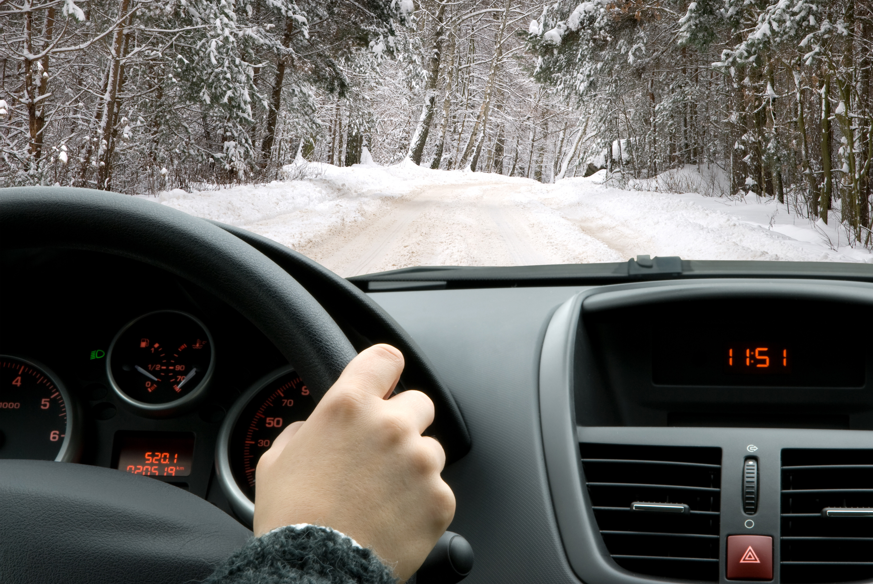 Ask a Technician: Should I Warm My Car Up before Driving in Winter Weather?