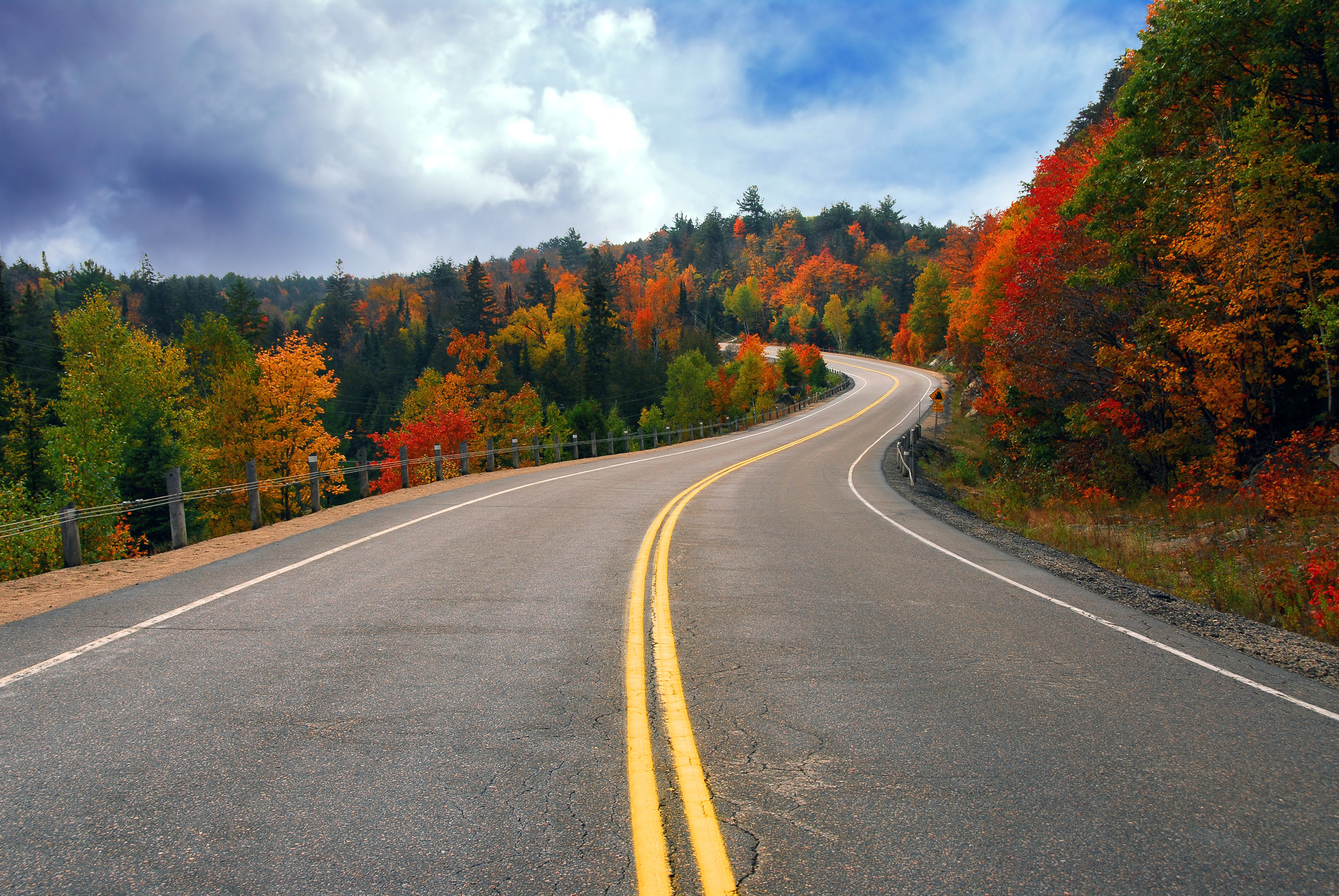 Mills Ford Chrysler Travel Guide for the Perfect Fall Road Trip