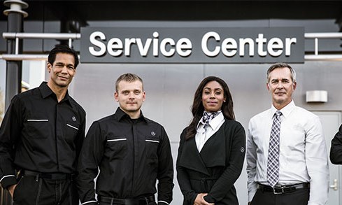 Mercedes-Benz Service - Service Center Team