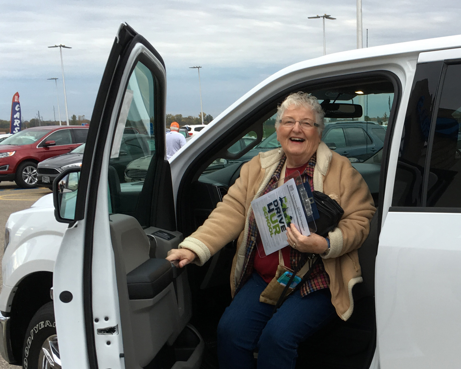 Mills Ford Chrysler Mills Fall Test Drive Events Raise Funds for