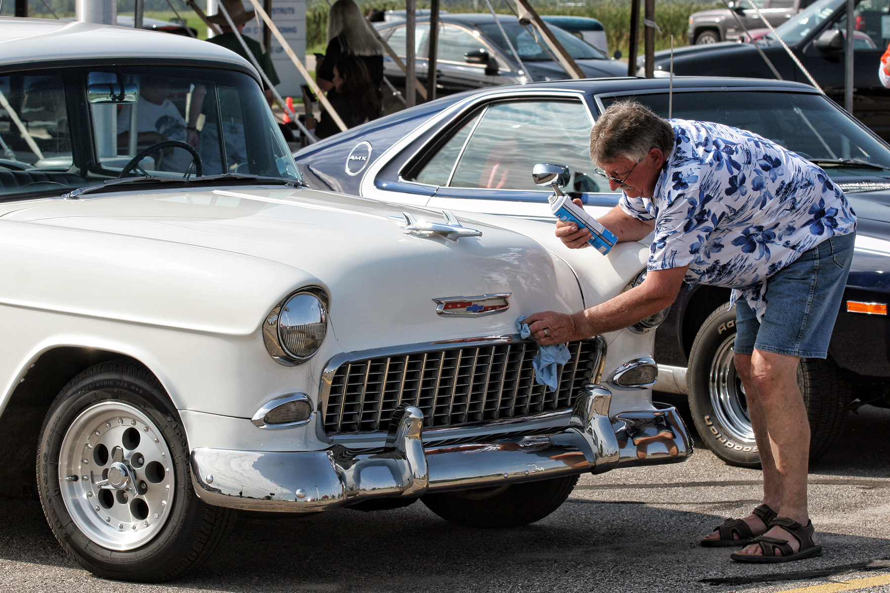 Mills Ford Chrysler Faces In the Crowd! Classic Car Show at Mills Ford Chrysler