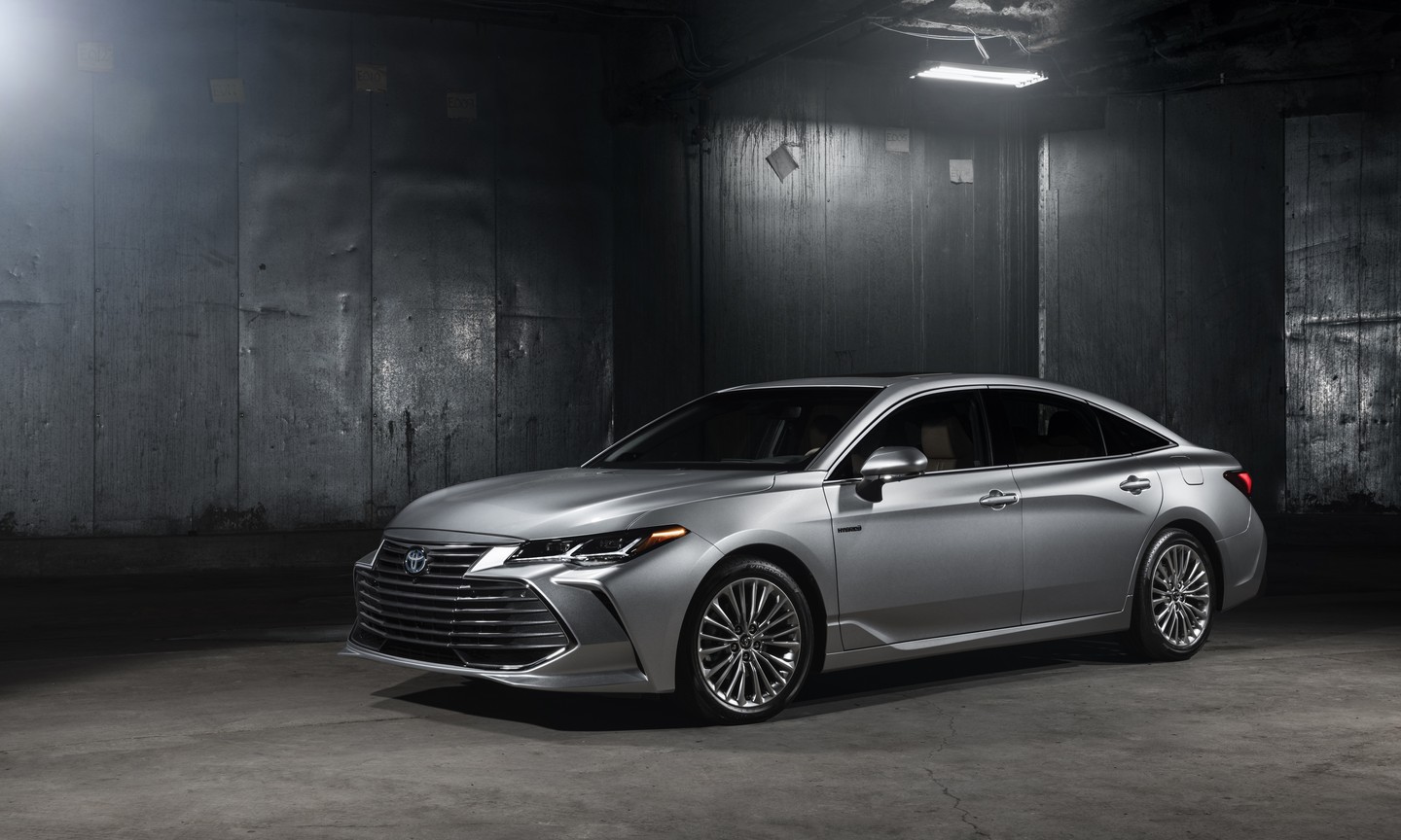 2019 Toyota Avalon review: Smooth operator with acquired-taste